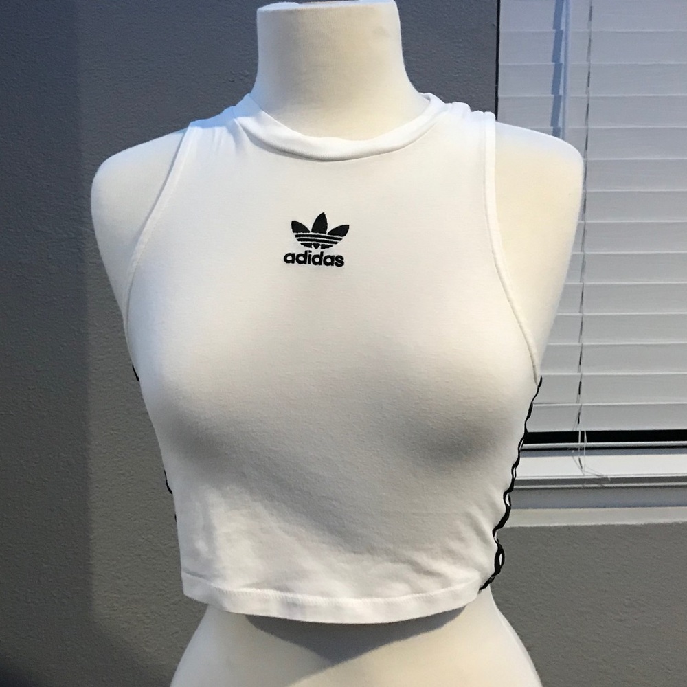 Adidas top